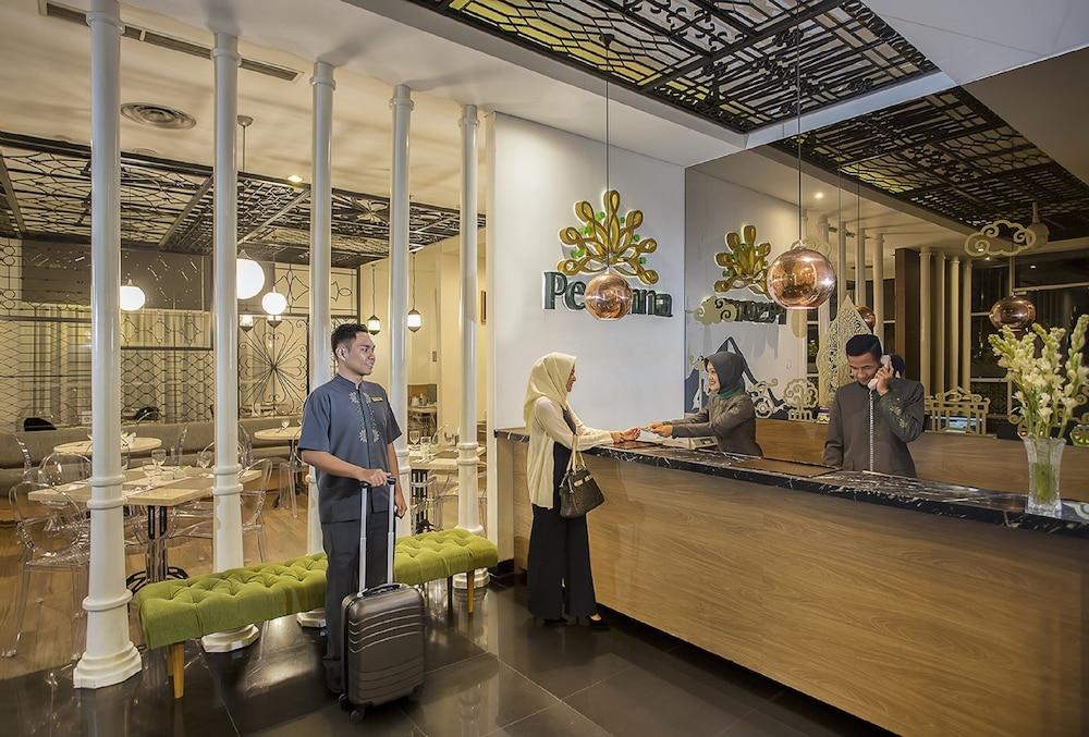Khas Tugu Hotel Yogyakarta Kültér fotó