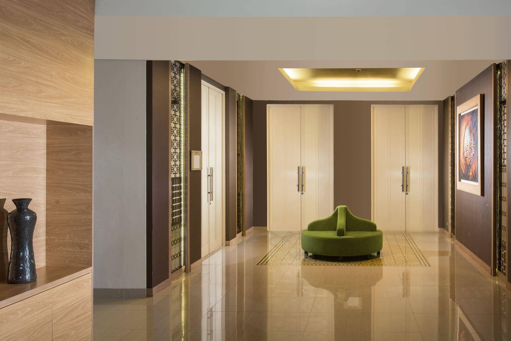 Khas Tugu Hotel Yogyakarta Kültér fotó