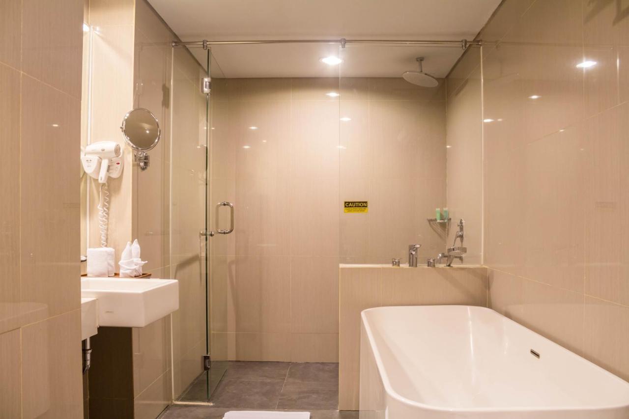 Khas Tugu Hotel Yogyakarta Kültér fotó